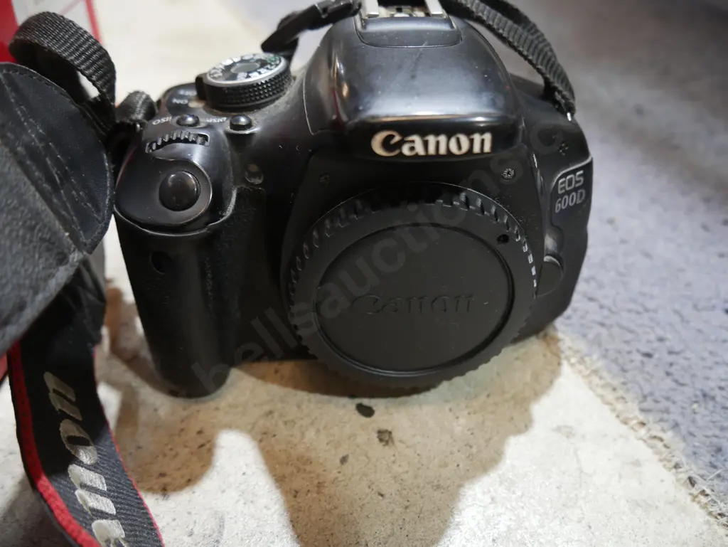 Canon eos600 camera and accessories Image 1++