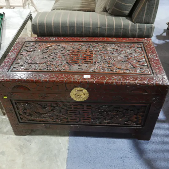 Champhor wood chest
