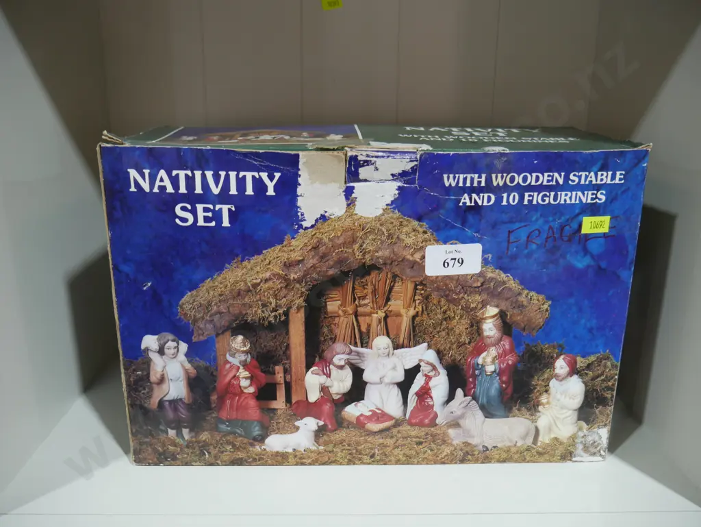 Nativity set Image 1++