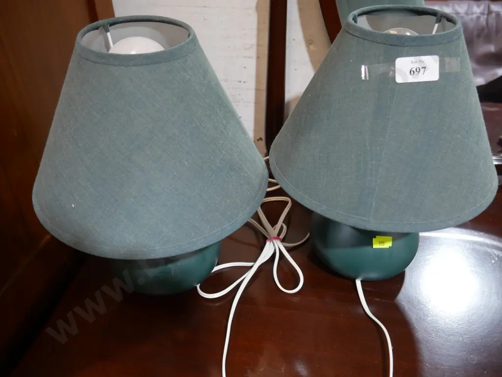Pair of green table lamps Image 1++