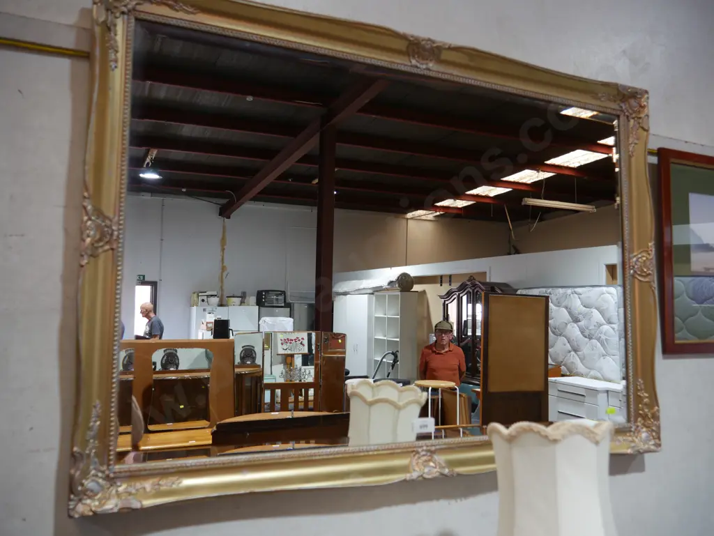 Bevilled edge mirror Image 1++