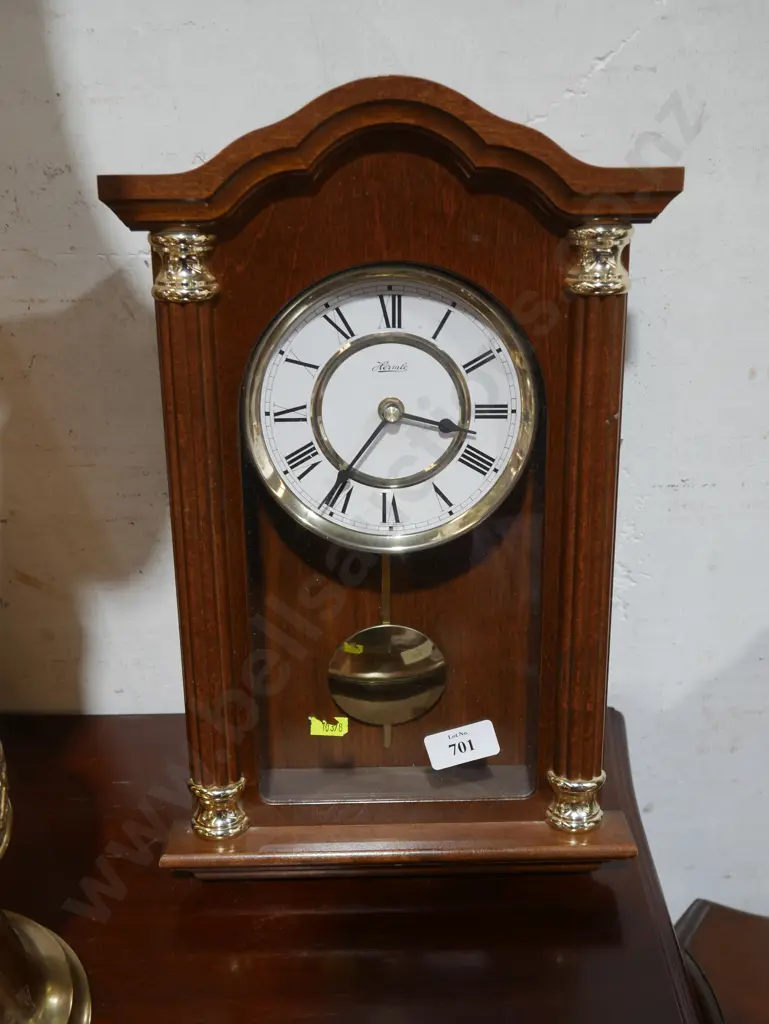 Wall clock Image 1++