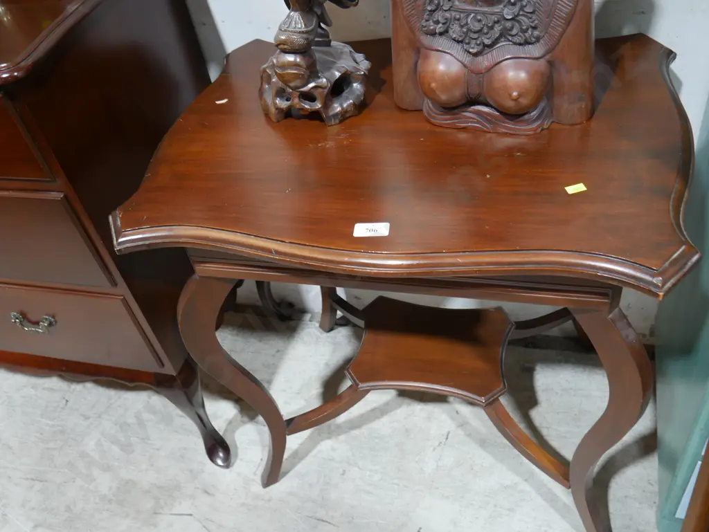 Hall table Image 1++