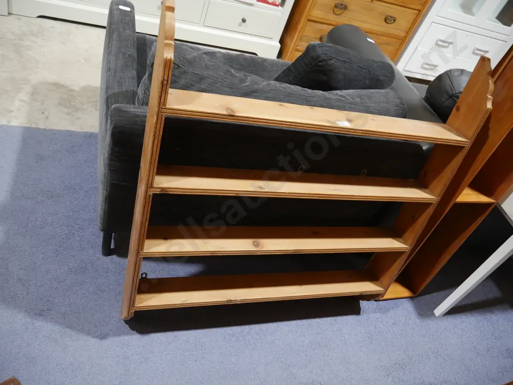 Wall hanging shelf Image 1++