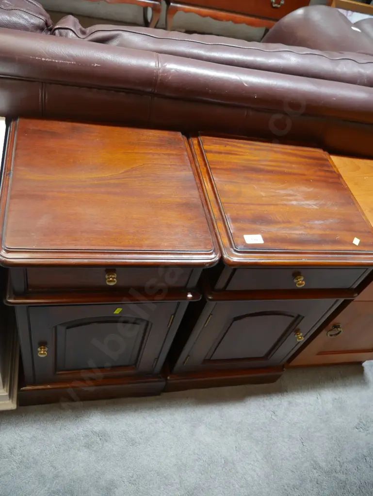 Pair of bedside cabinets Image 1++