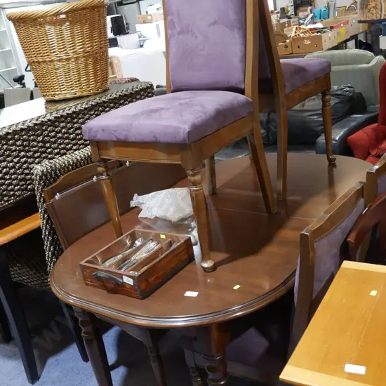 Extendable dining table and six chairs