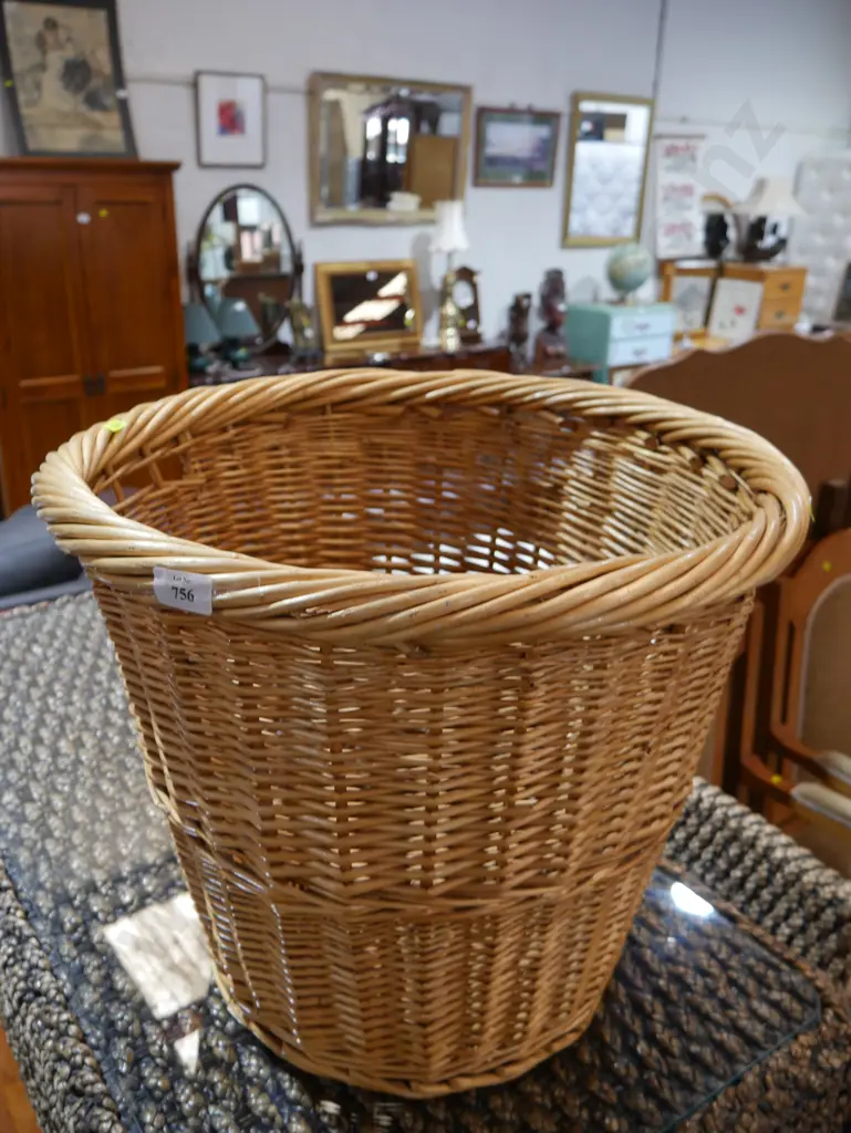 Cane basket Image 1++