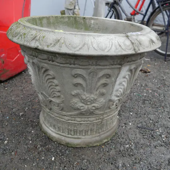 Concrete plant pot