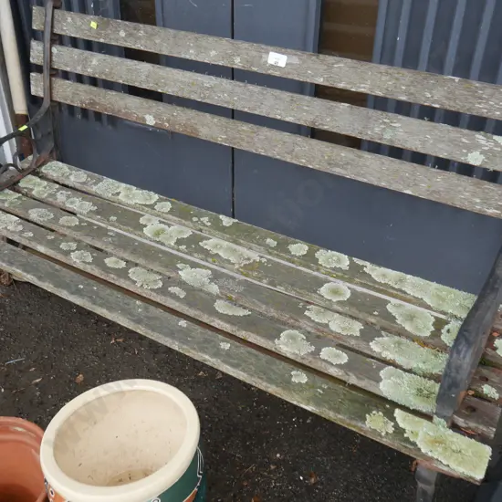 Outdoor bench seat
