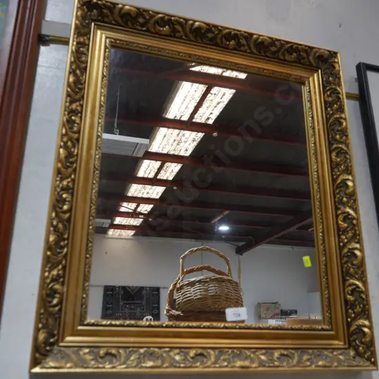 Gilt frame mirror
