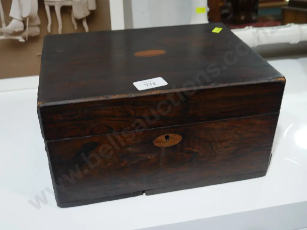 Old jewellery box Image 1++