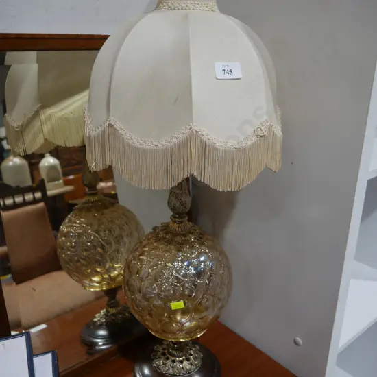 Table lamp