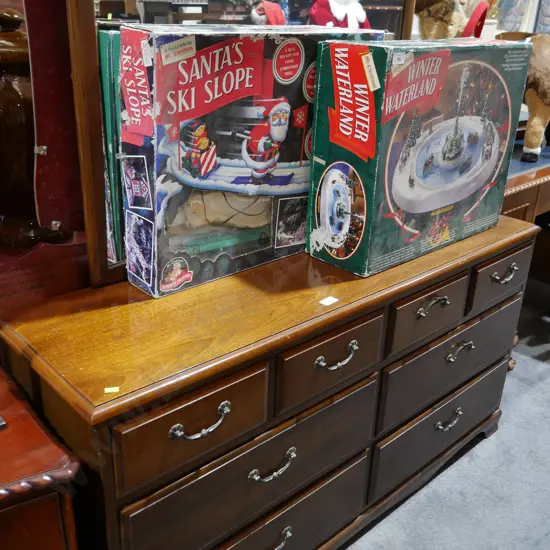 Oak mirror back dresser