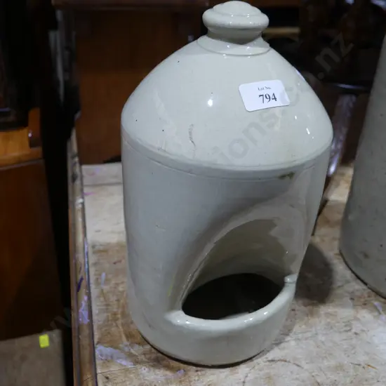 Timaru Potteries bird feeder