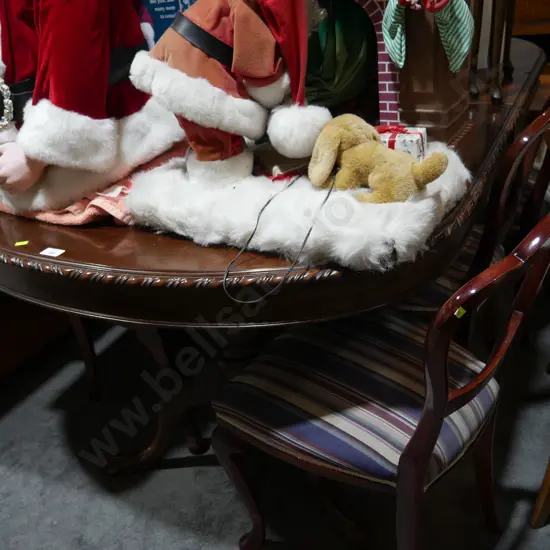 Dining table & 6 chairs