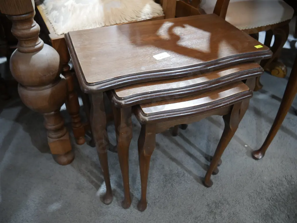 Nest of 3 tables Image 1++