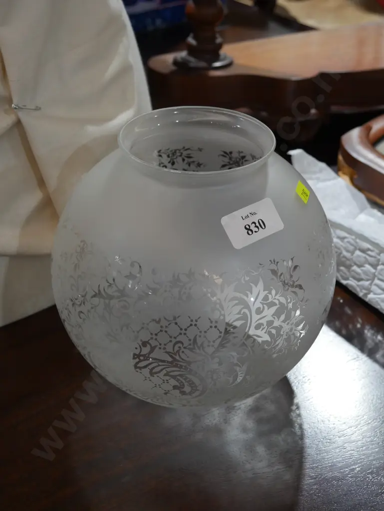 Glass lampshade Image 1++