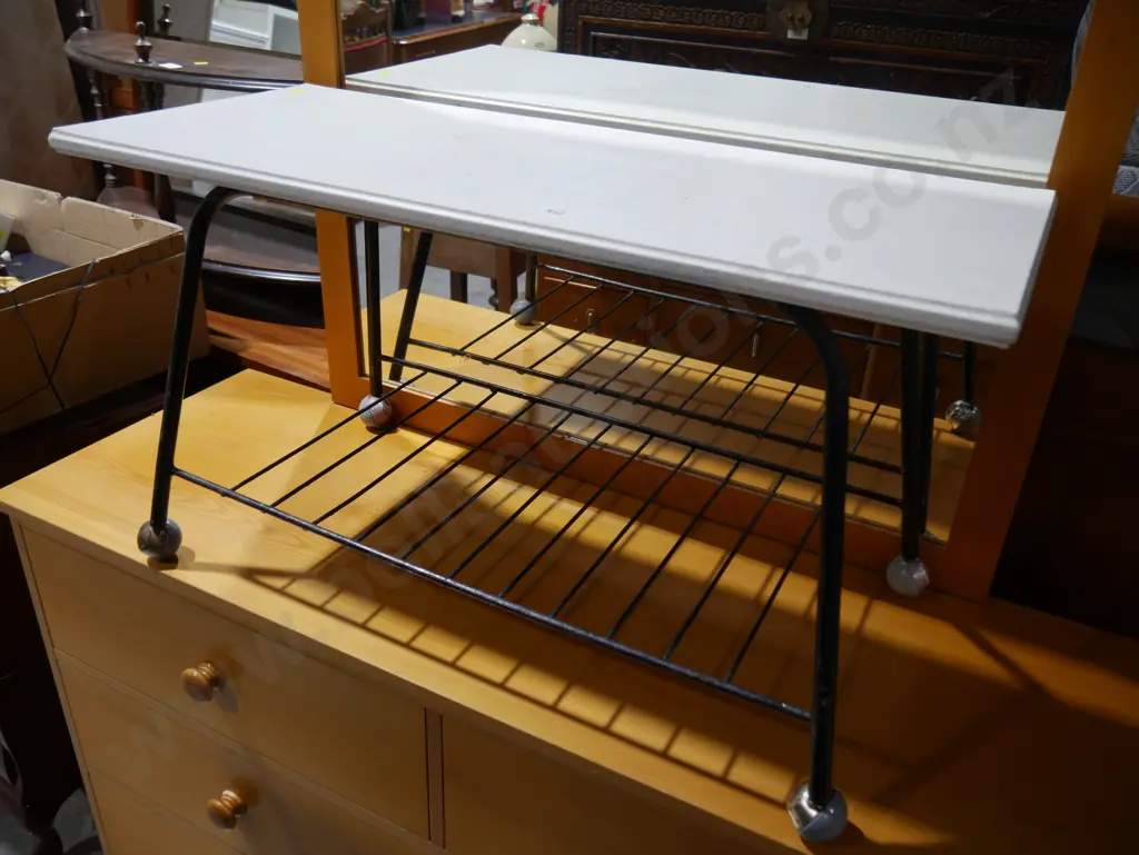 Coffee table Image 1++