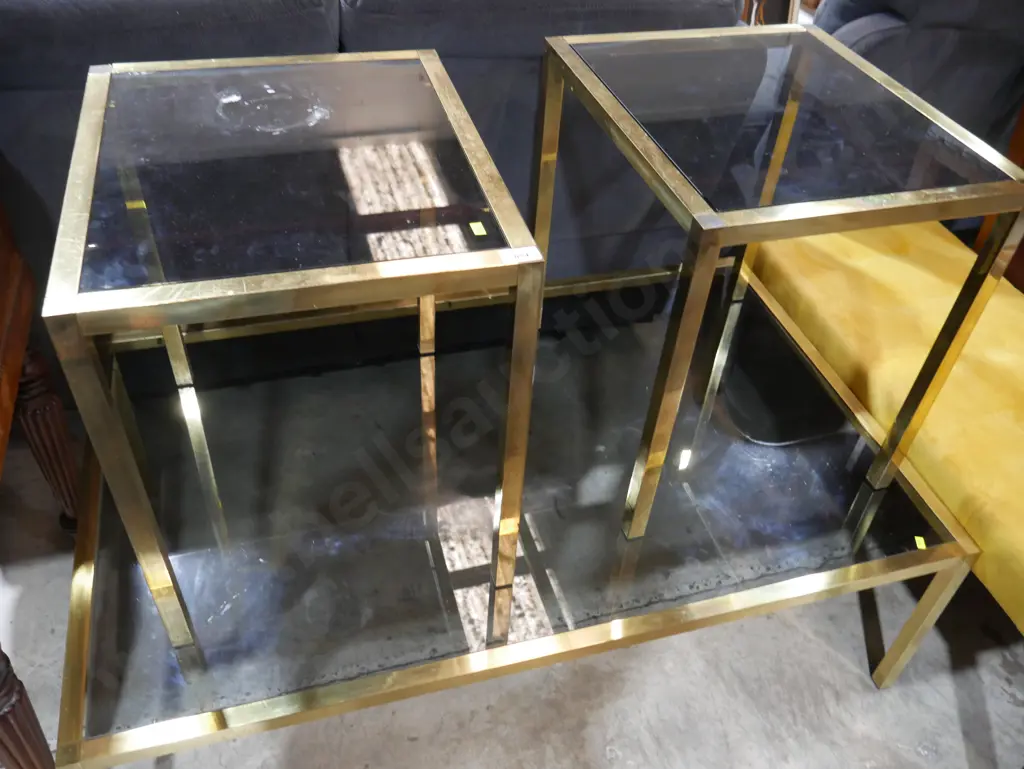 Glass and brass set of 3 tables Image 1++