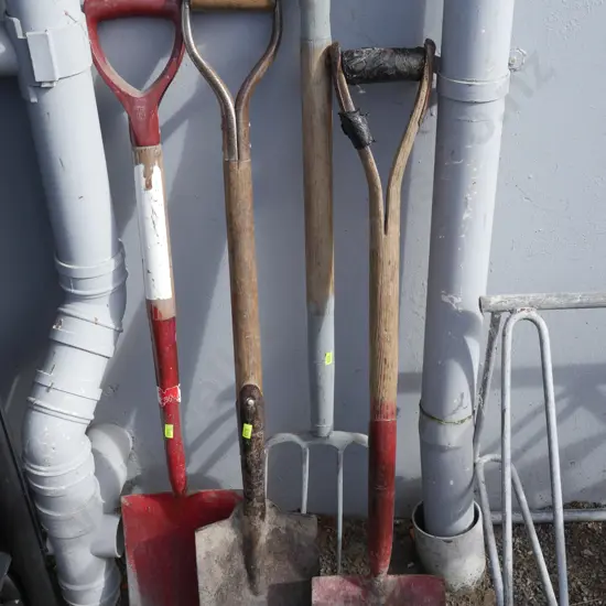 Spades, garden fork