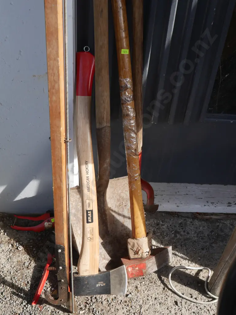 Garden tools etc Image 1++