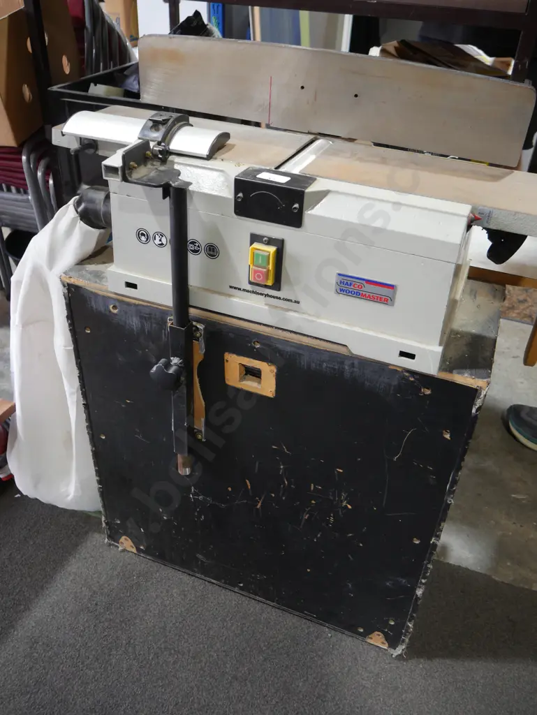 Hefco woodmaster wood planer Image 1++