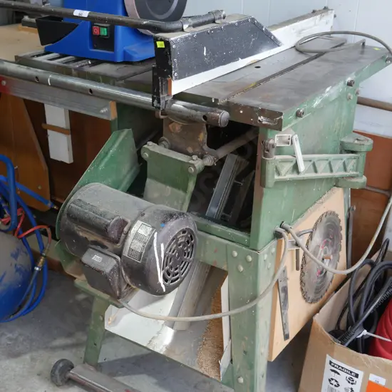 Table saw