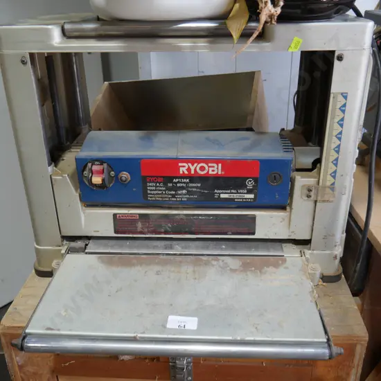 Ryobi thickness planer