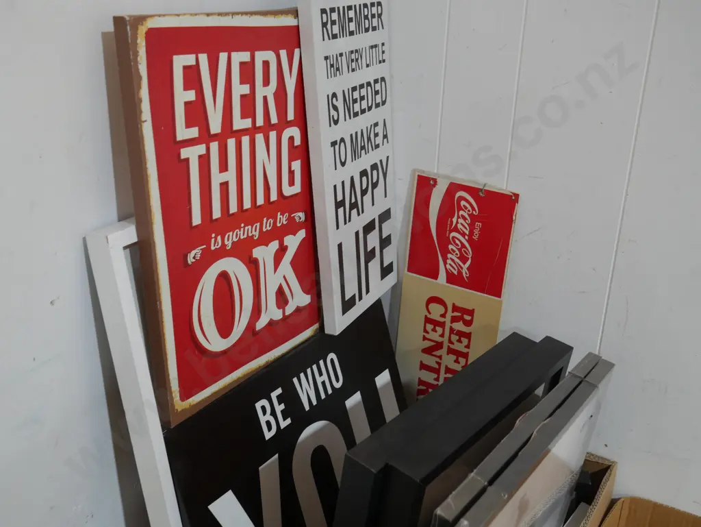 Assorted art Image 1++