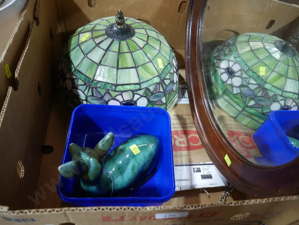 Lamp shade, mirror, etc Image 1++