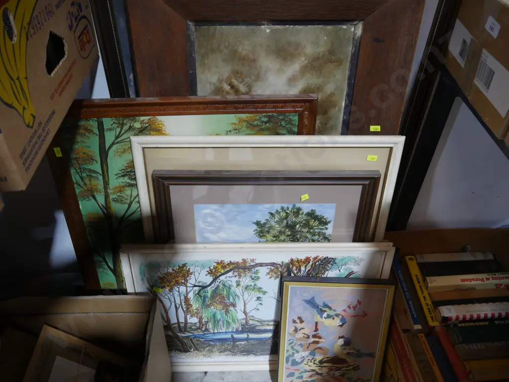 7 framed artworks Image 1++