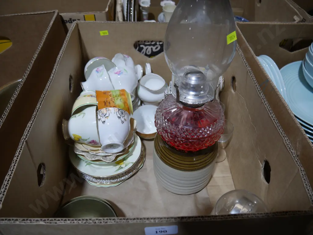 China, kero lamps etc Image 1++