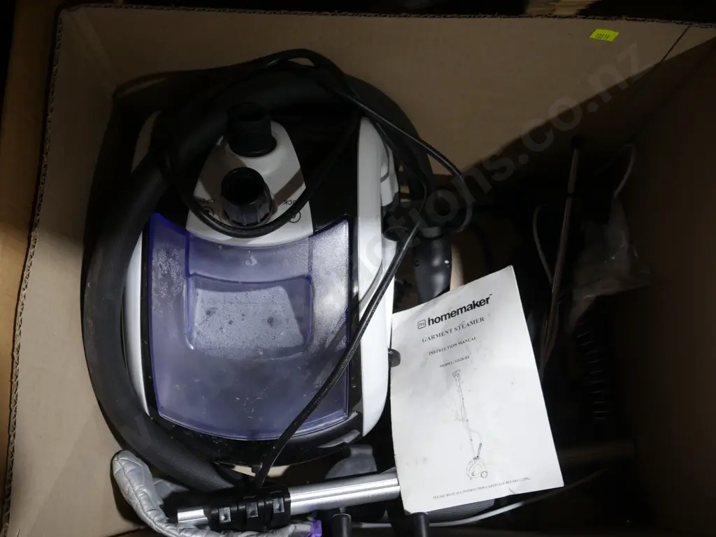 Homemaker garment steamer Image 1++