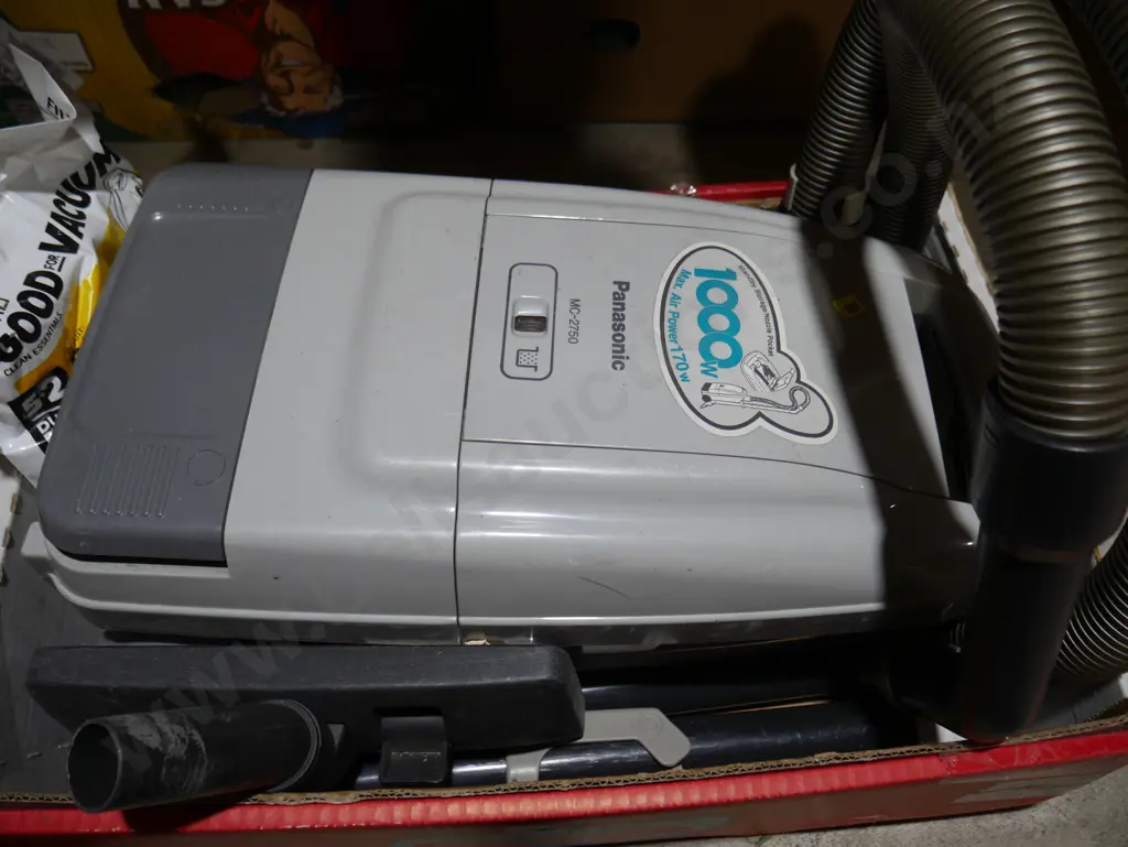 Panasonic vacuum cleaner Image 1++