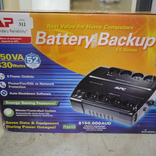 Battery backup surge protection power outlet