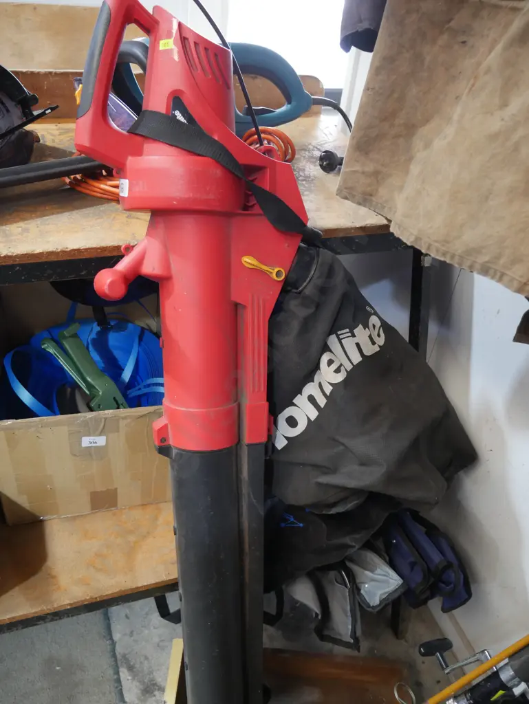 Homelite blower vac Image 1++