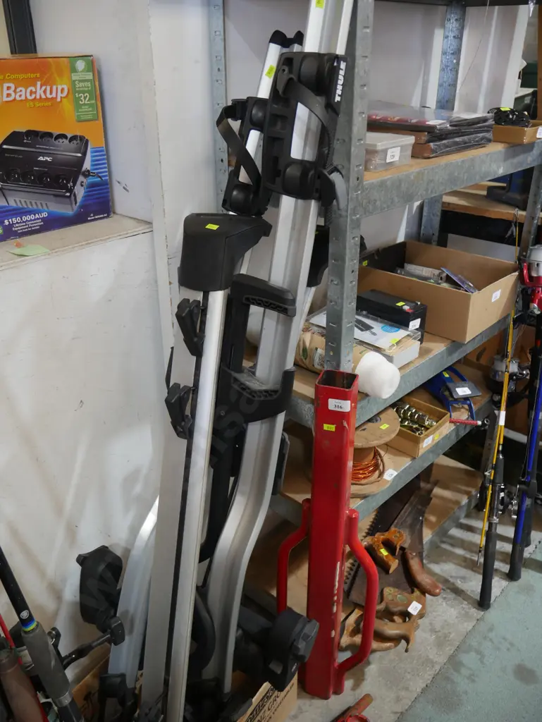 Thule roof racks Image 1++