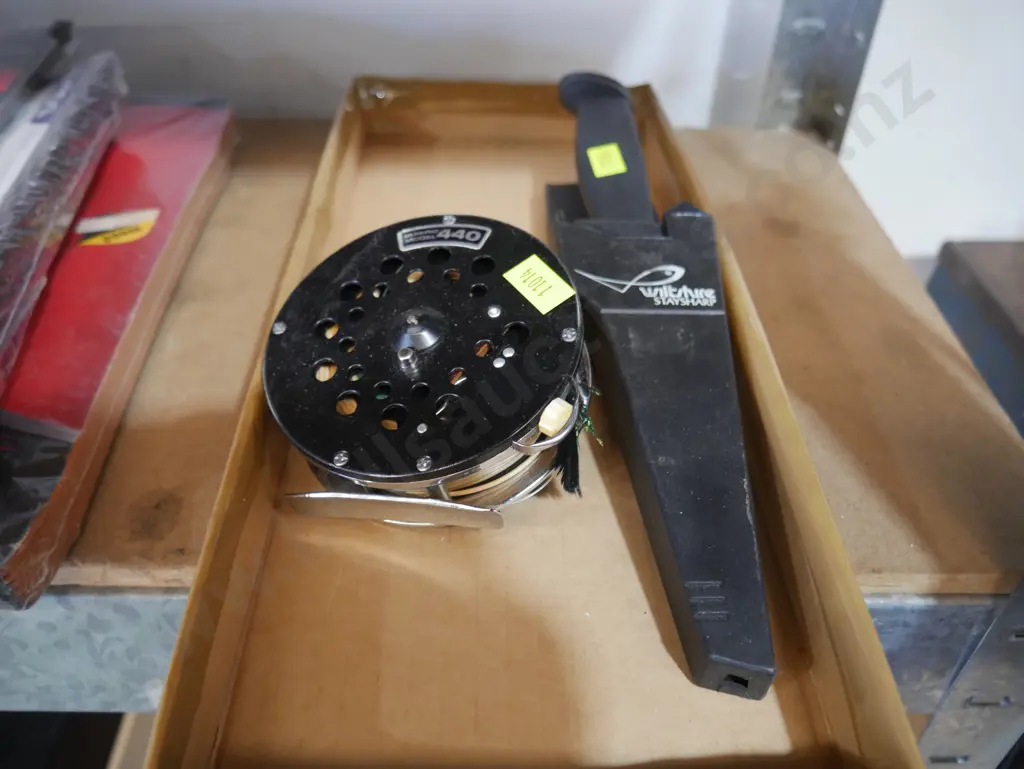 Wiltshire fishing knife, Olympic model 440 fishing reel Image 1++