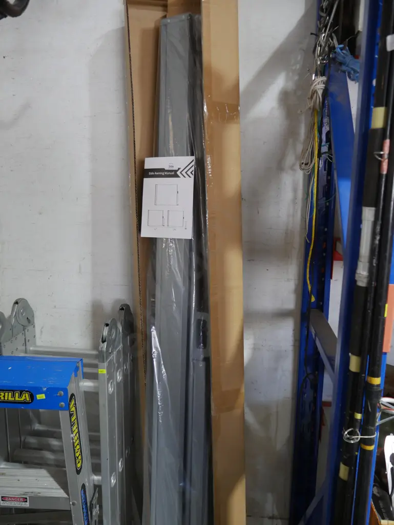 Side awning Image 1++