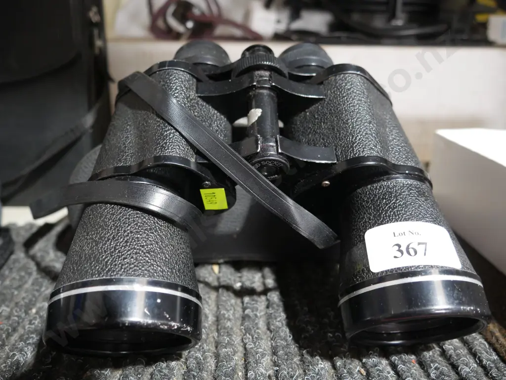 Binoculars Image 1++