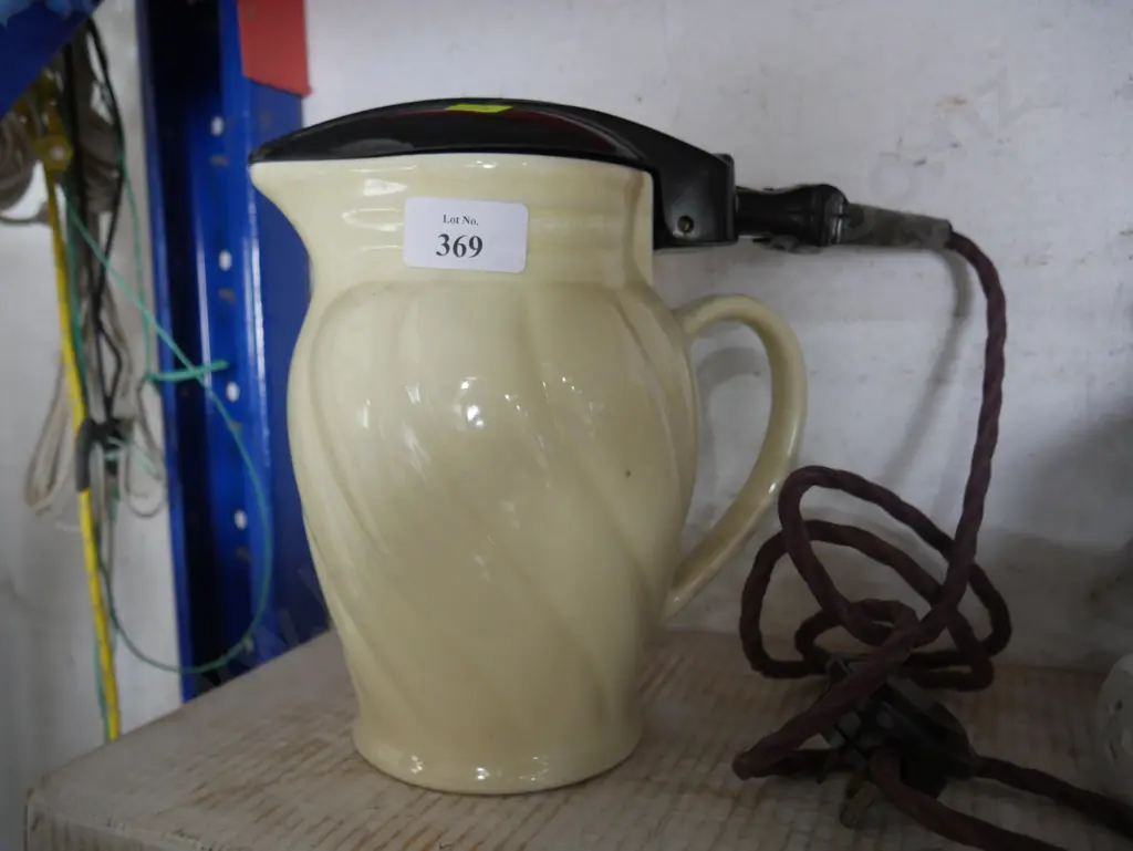 Vintage electric kettle Image 1++