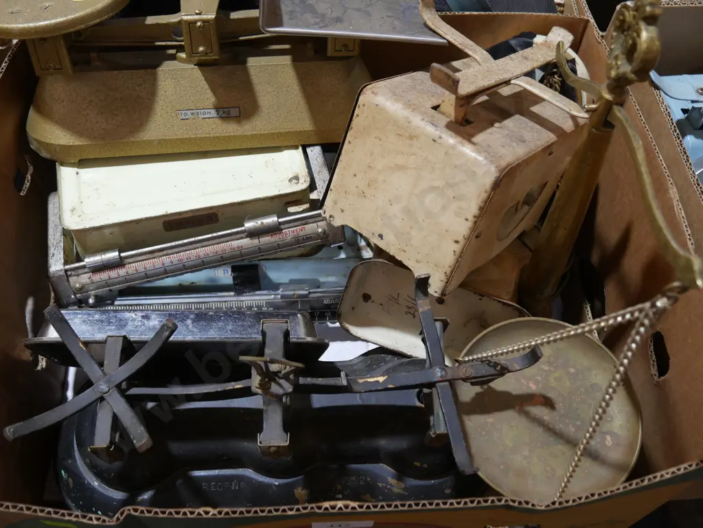 Box of old scales Image 1++