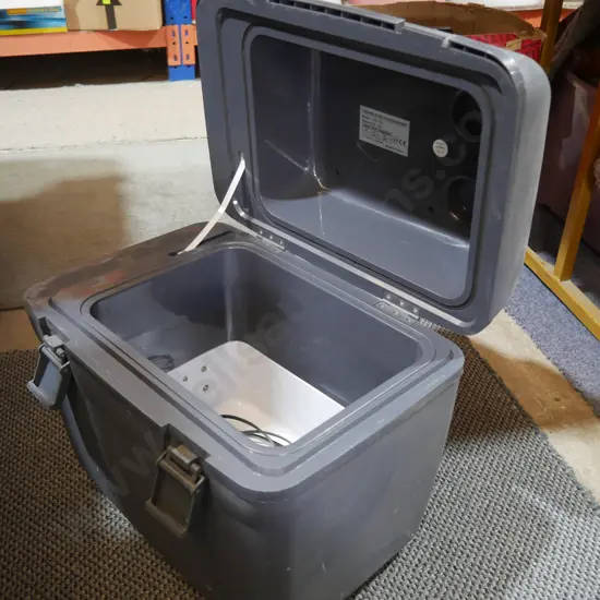 Cooler box