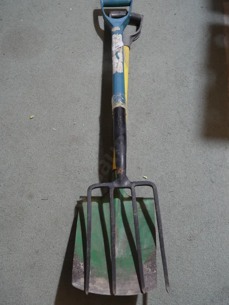 Shovel etc Image 1++