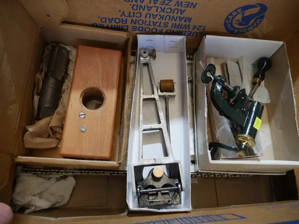 Apple peeler etc Image 1++