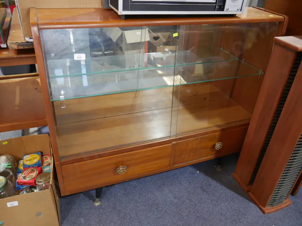 Display cabinet Image 1++