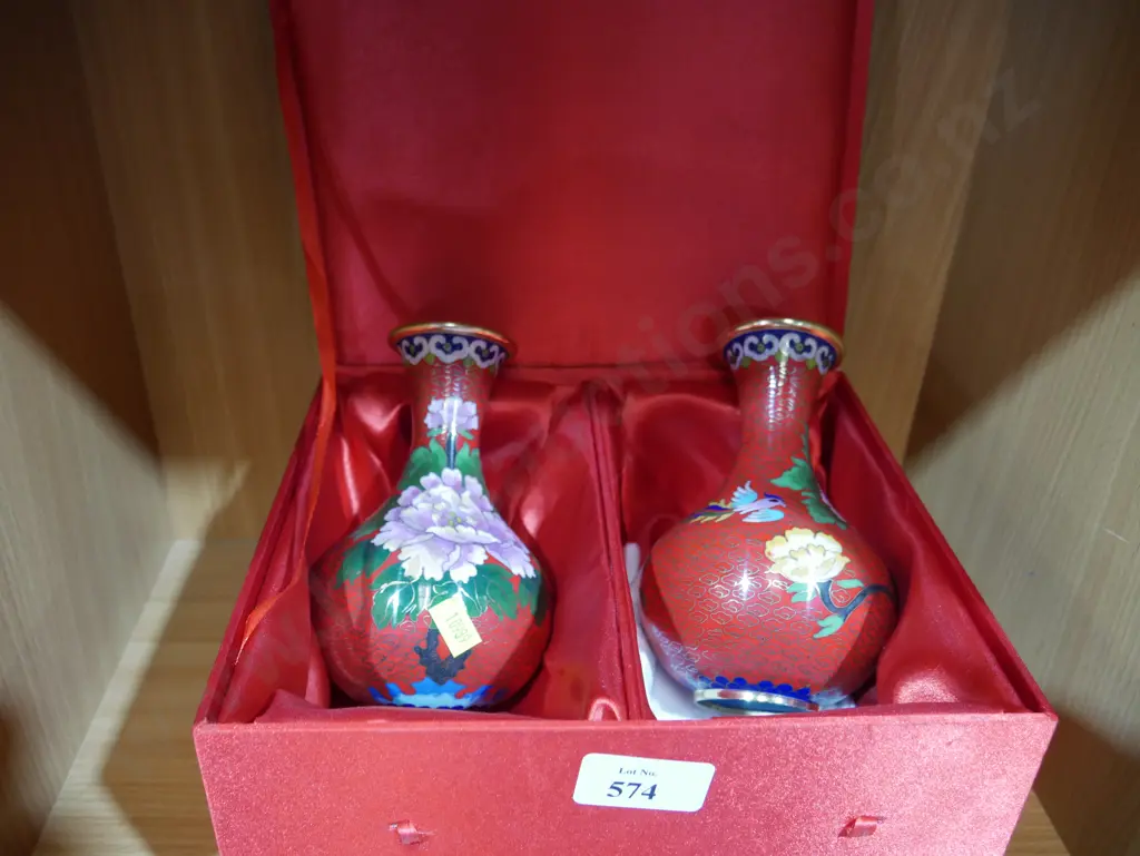 Pair of cloisonne vases Image 1++