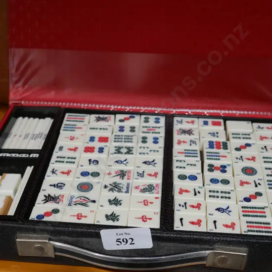 Mahjong set