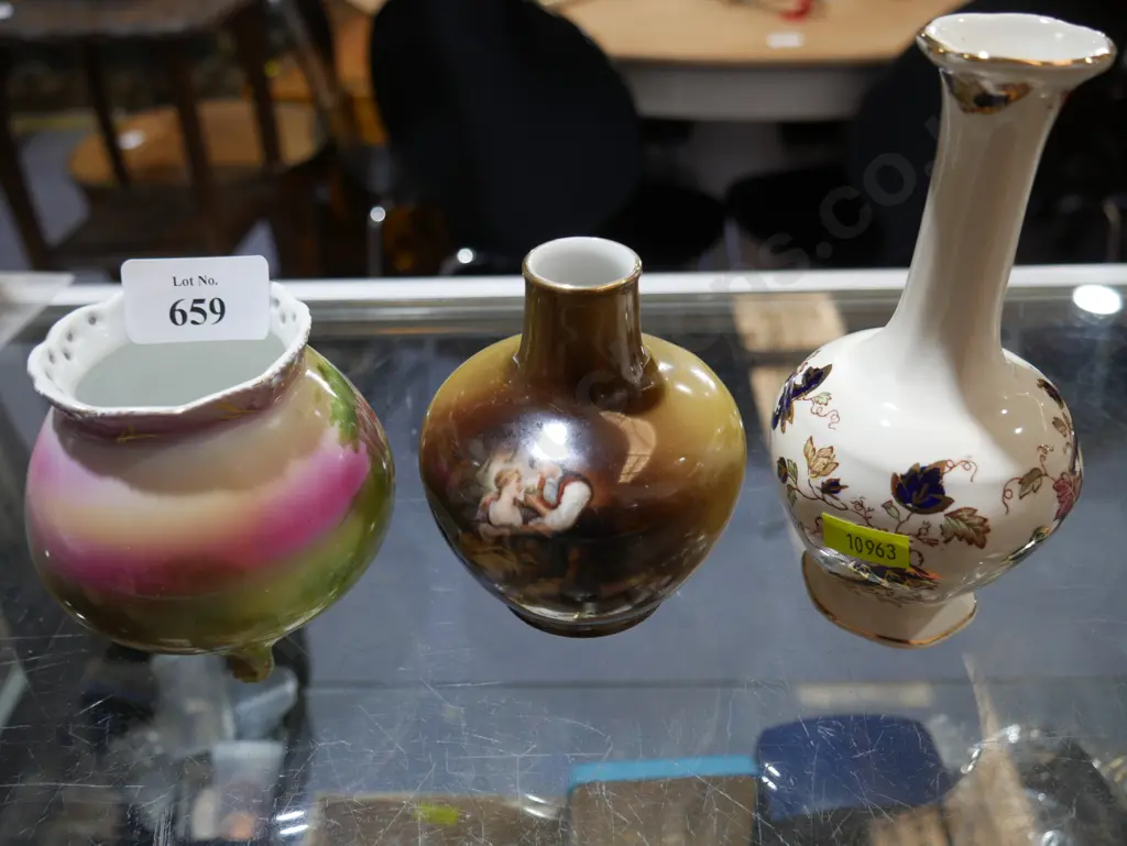 Bayreuth vases etc Image 1++