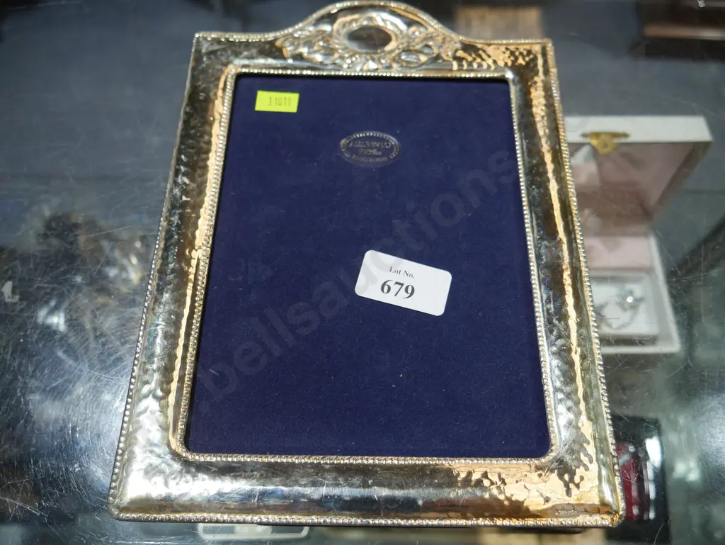 Silver photo frame Image 1++